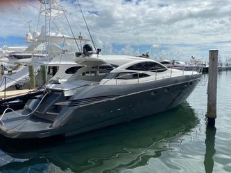 50' Pershing 2006 Yacht For Sale